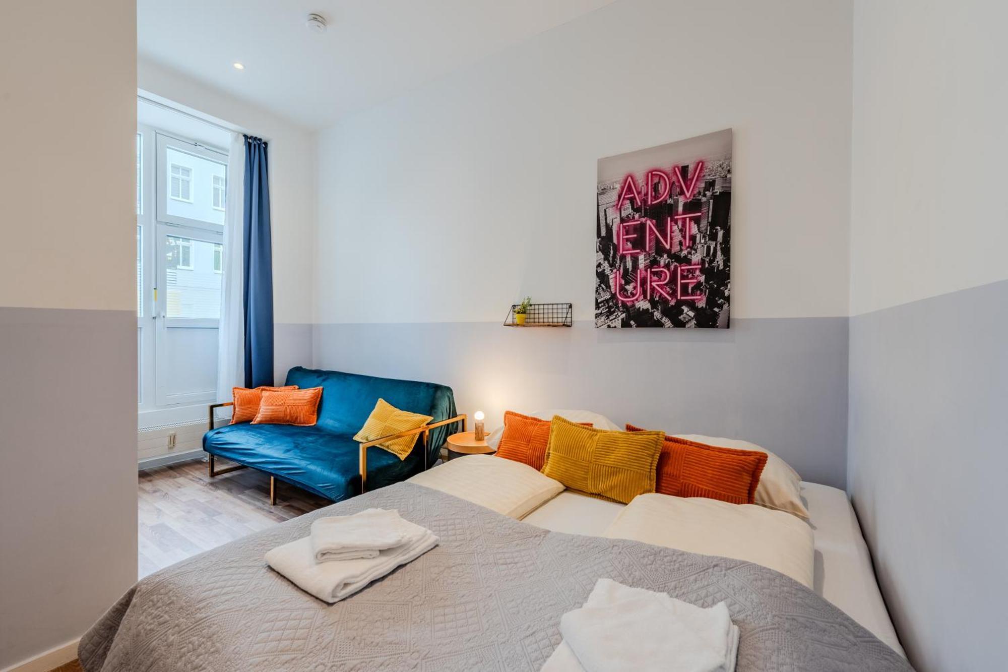 Apartment Spacious, 3 Flat With Gym & Play Area