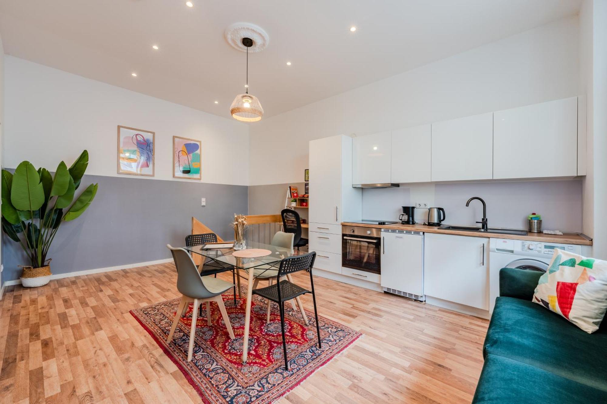 Spacious, 3 Flat With Gym & Play Area