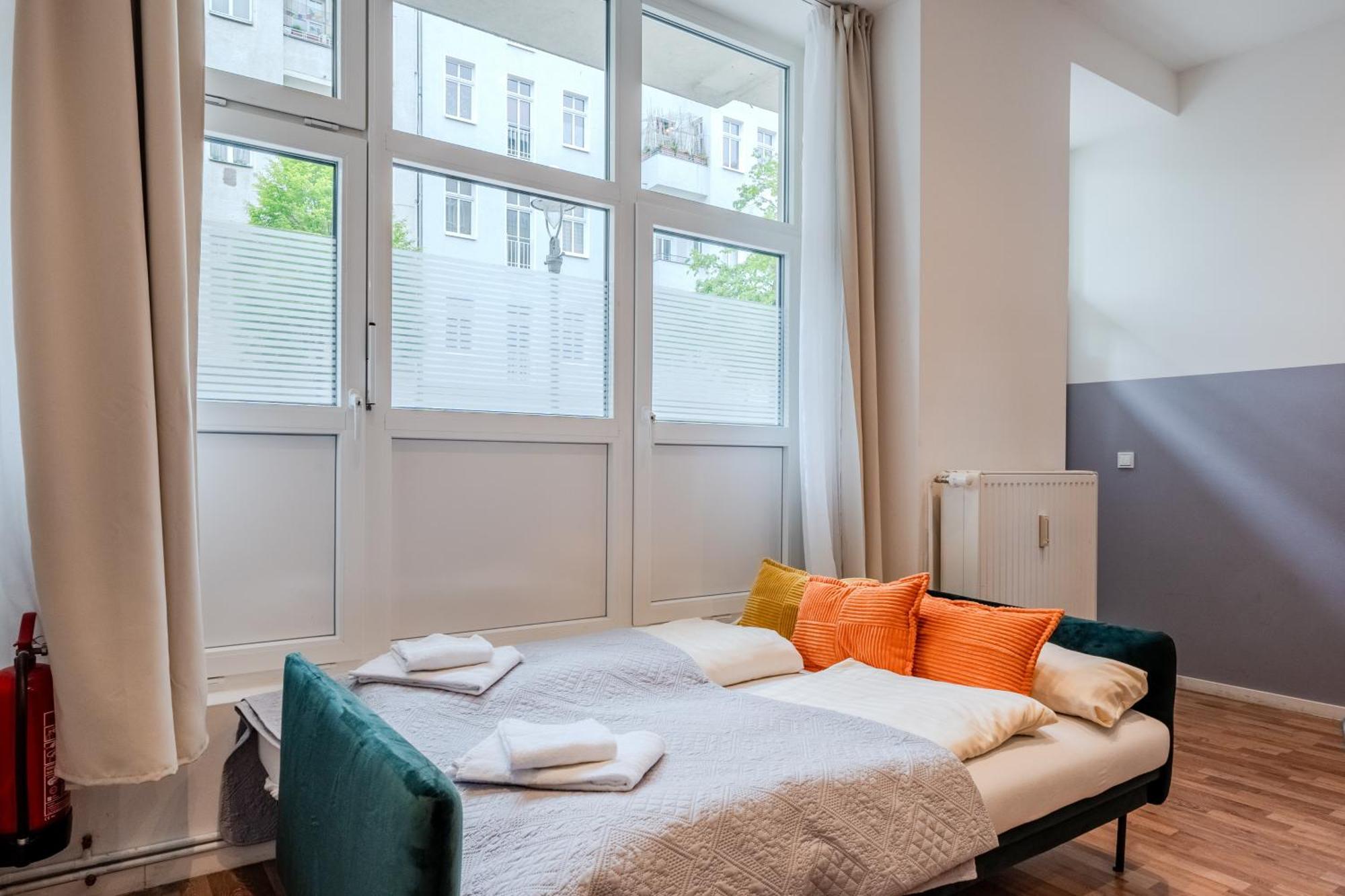 Spacious, 3 Flat With Gym & Play Area Berlin