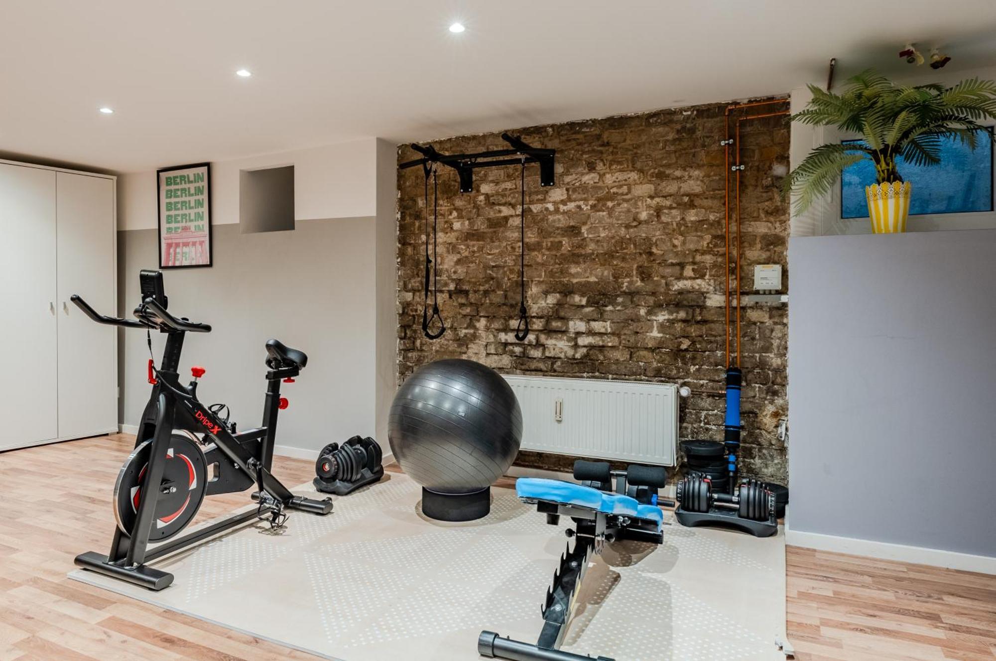 Spacious, 3 Flat With Gym & Play Area